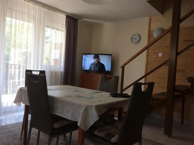 MONA Apartman