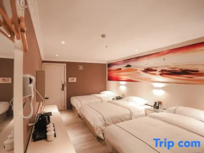 Deluxe Triple room