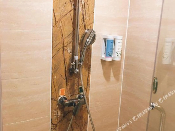 Vienna International Hotel (Shantou Jinhong Highway)