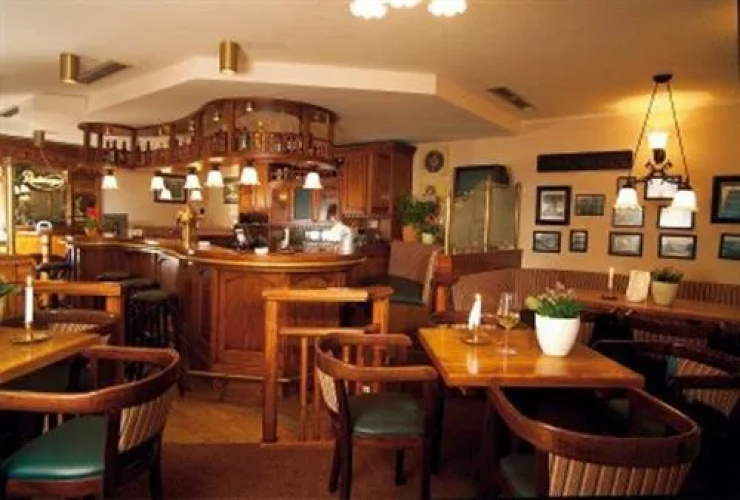 Hotel Am Lunik Park
