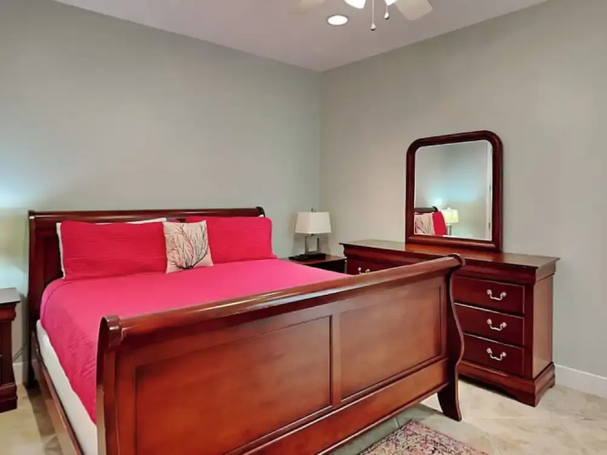 Low Tides by Ryson Vacation Rentals