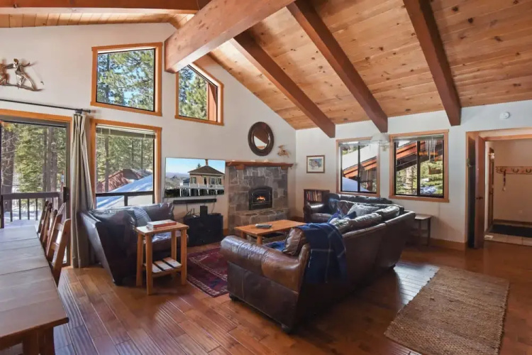 Northstar Treehouse Chic 4BR House Forest View