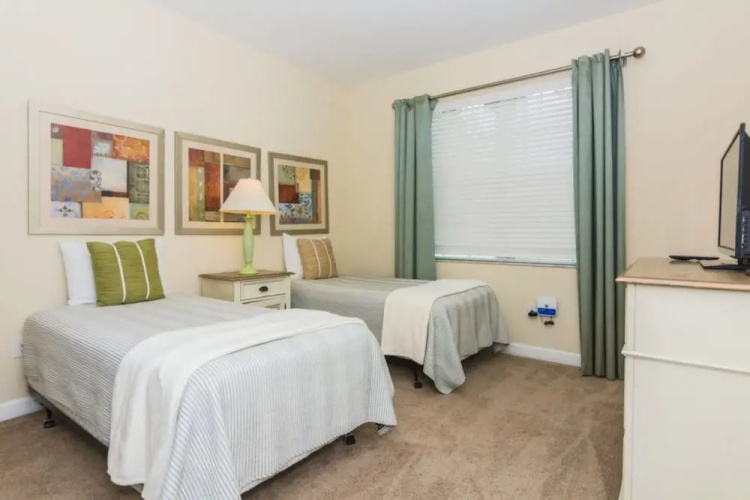 Lovely Vacation Home with Pool PP8902