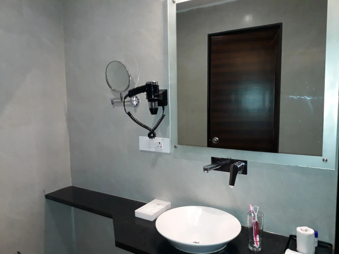 Hotel Silk City