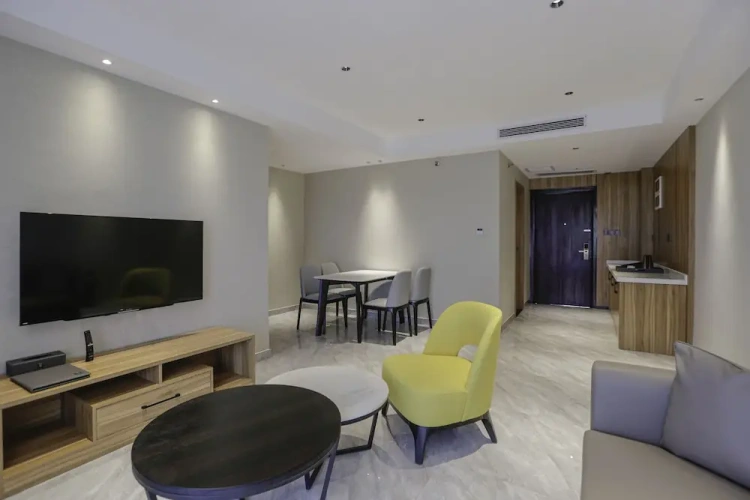 2 Bedrooms Suite with balcony