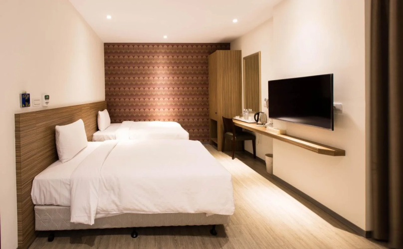 Kousin Hotel