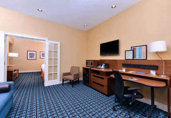 74 State, an Ascend Hotel Collection Member