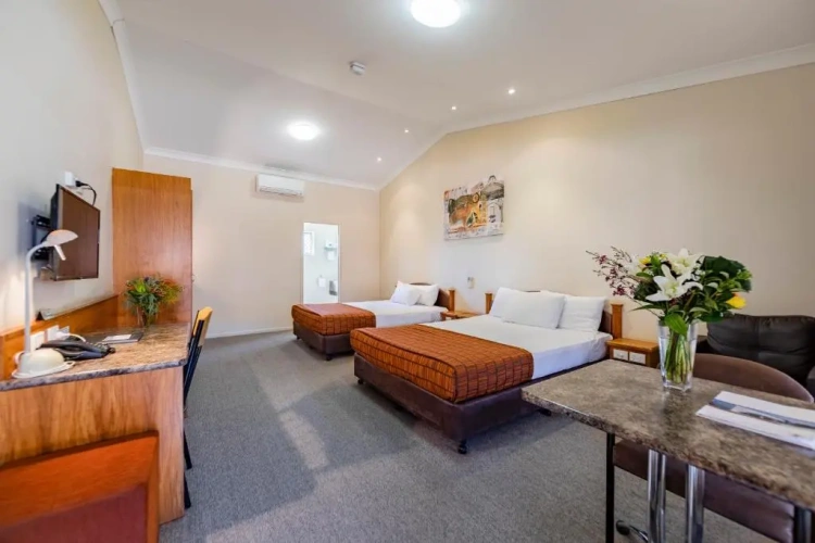 Deluxe Quadruple room