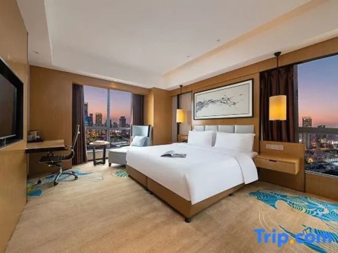 Deluxe Double Suite