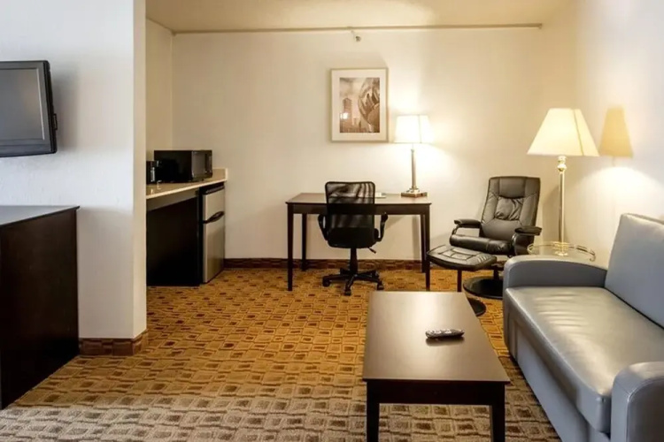 Coratel Suites