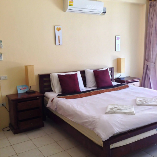 Tropicoza Guest House