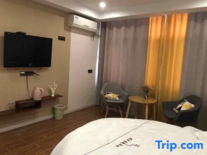 Jingjiang Yishe Hotel