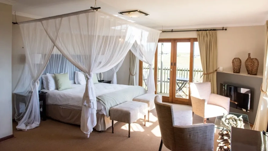 3 Bedrooms Kwena Villa