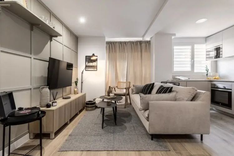 Combre - 1 Bedroom With Pool in Castilla
