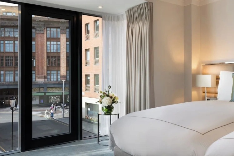 2 Bedrooms Deluxe Apartment