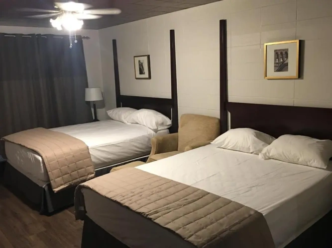 Deluxe Quadruple room