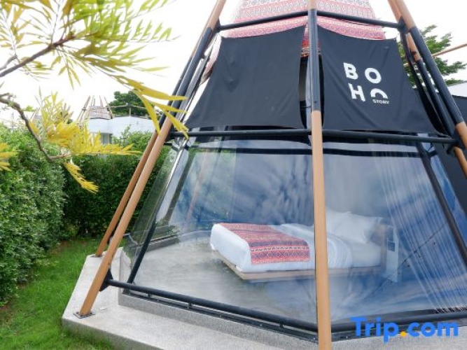 2 Bedrooms Villa