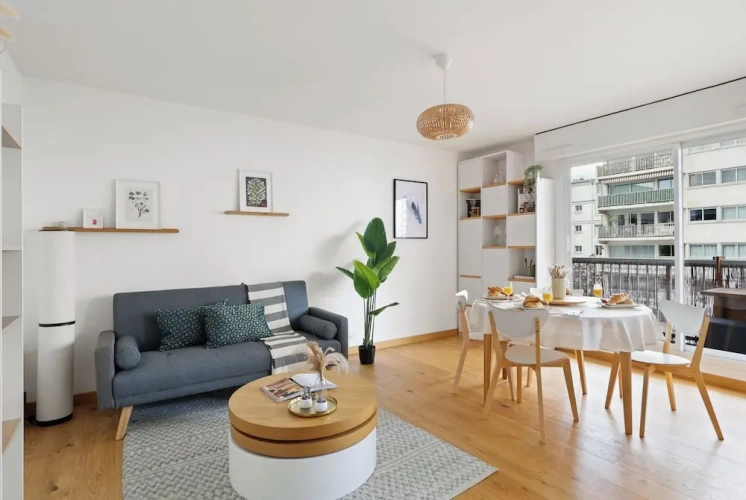 Quadruple Apartment with balcony