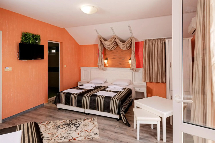 Hotel Paros