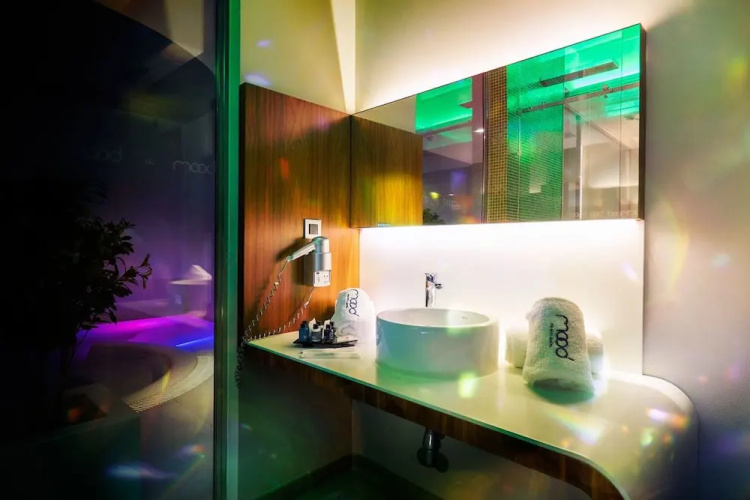Mood - Private Suites