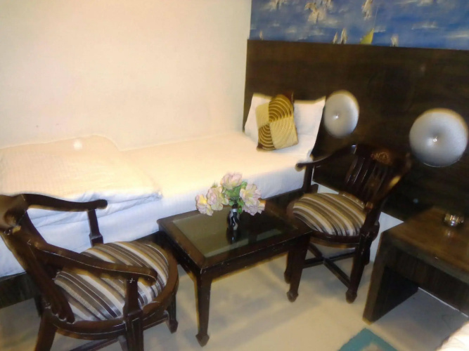 Hotel Guruvas Inn