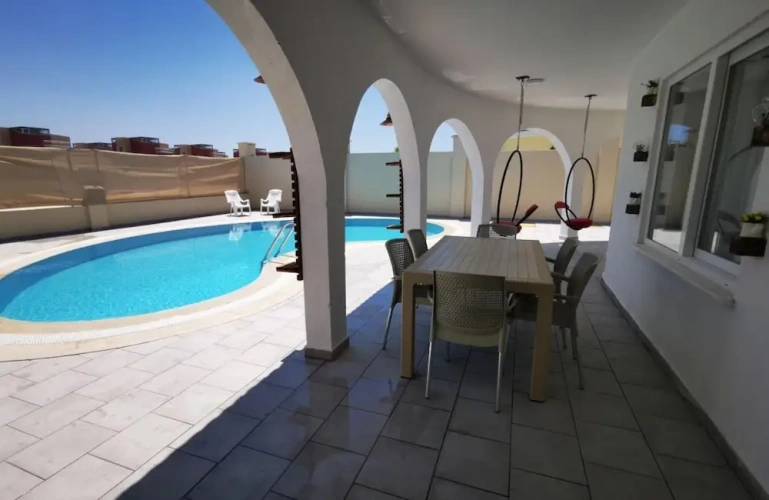 Villa
