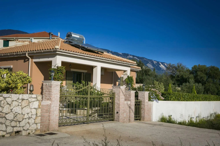 Villa Paraspori