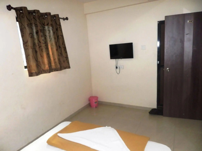 Hotel Cosmo Lodging