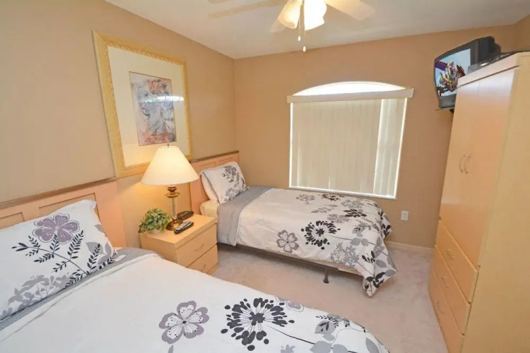 5 BR Home Private Pool Sleeps 10 - VHN 1073