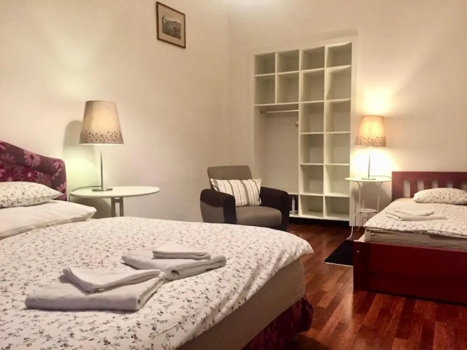 1 Bedroom Triple Apartment
