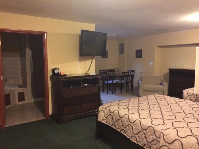 Pacer Inn And Suites Delaware