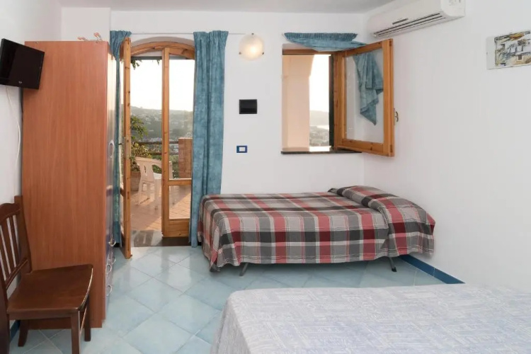 B&B Iside