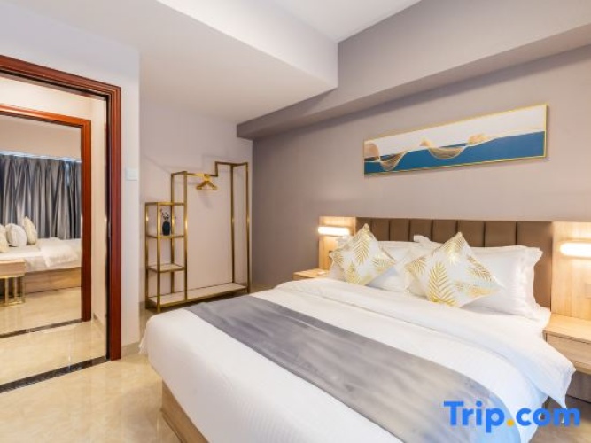 1 Bedroom Business Suite