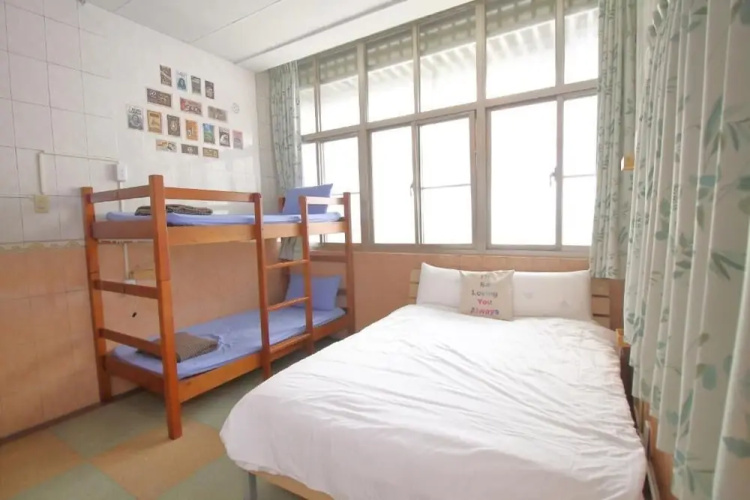 Good Man Hostel