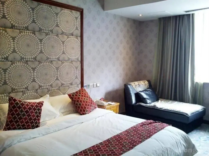 Chengdu Junxi Morrlinternational Hotel