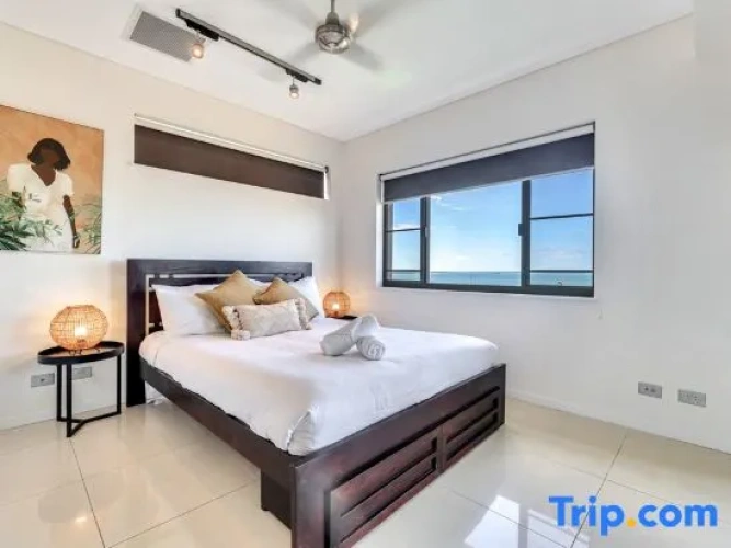 3 Bedrooms Premium Apartment