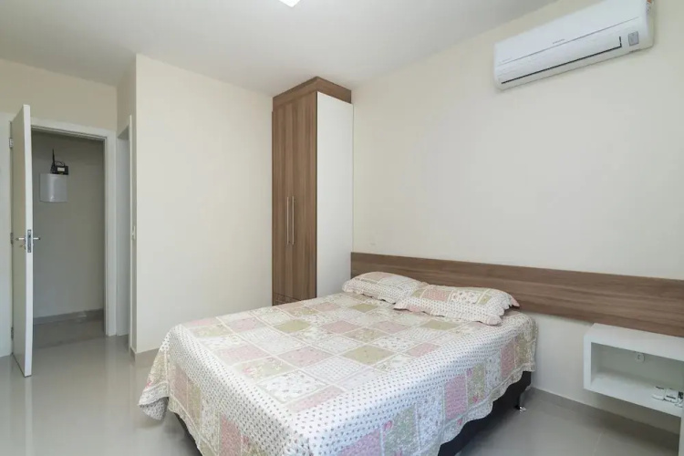 Apartamento 3 Dormitorios Em Bombas