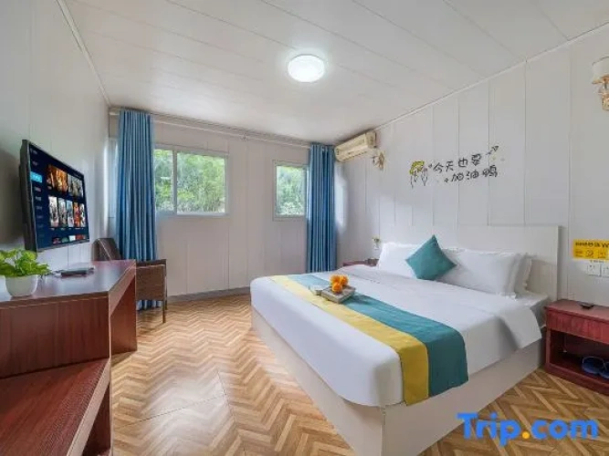 Standard Double room with garden view