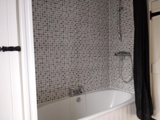 2 Bedrooms Cottage