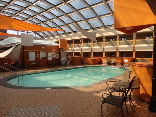 Manchester East Hotel & Suites (closed)