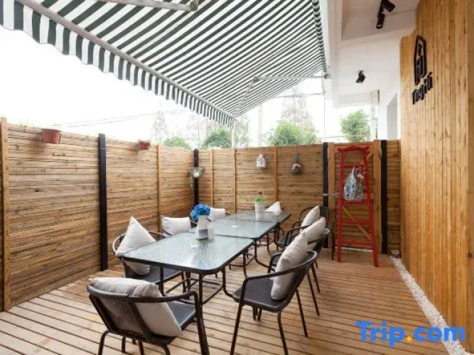 Tinghai Boutique Hostel