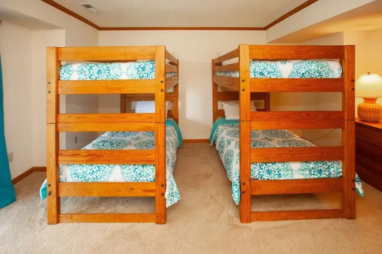 Free Winds - 4 Br Condo