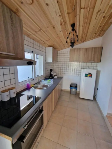 Aprosmeno Jacuzzi House 4