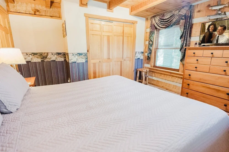 Big Kahuna Lodge