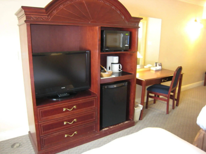 Revelstoke Lodge