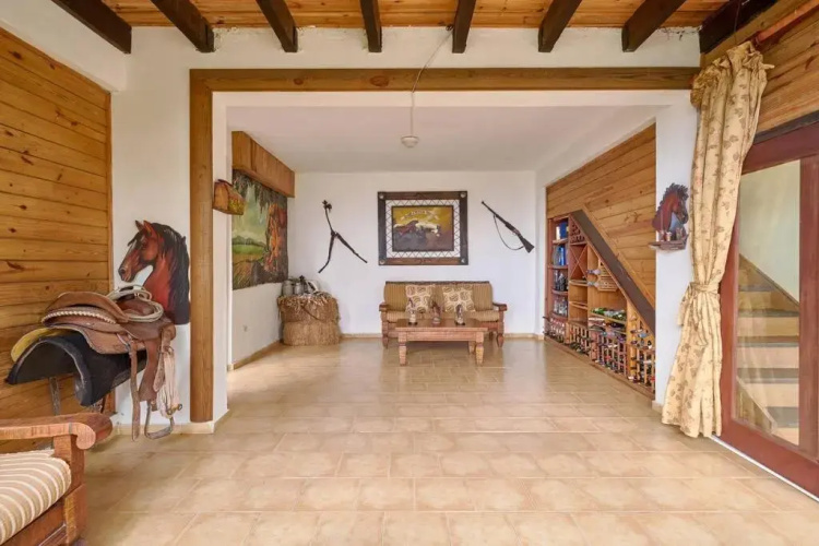 Villa ines-4X4only-Jarabacoa-View-Jacuzzi-5BR
