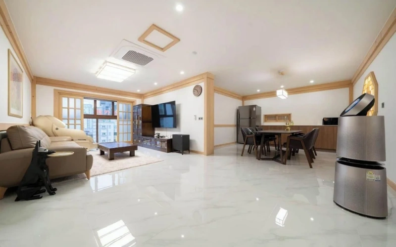 Royal Family room