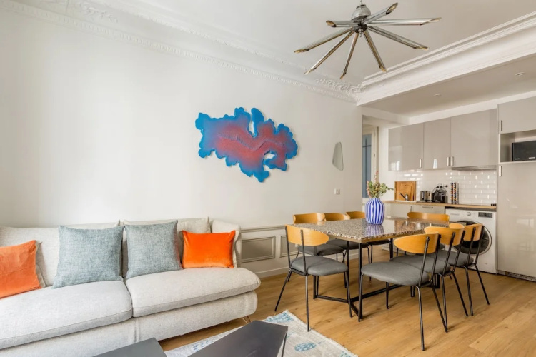 Edgar Suites Spacious Apartment Martyrs