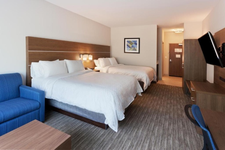 2 Bedrooms Suite