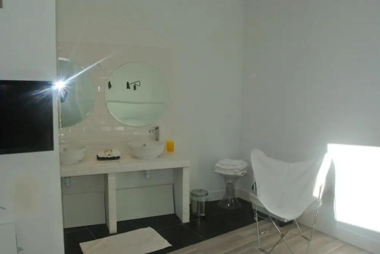 Sainte Apartments